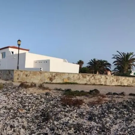 Maluhia Beachfront-exterior Jacuzzi Sea View Villa *