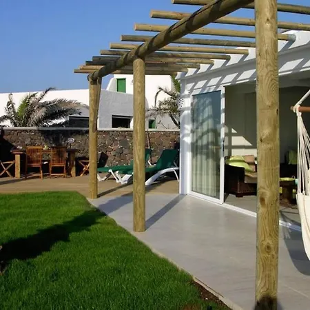 Maluhia Beachfront-exterior Jacuzzi Sea View * Corralejo
