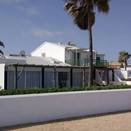 Maluhia Beachfront-exterior Jacuzzi Sea View *