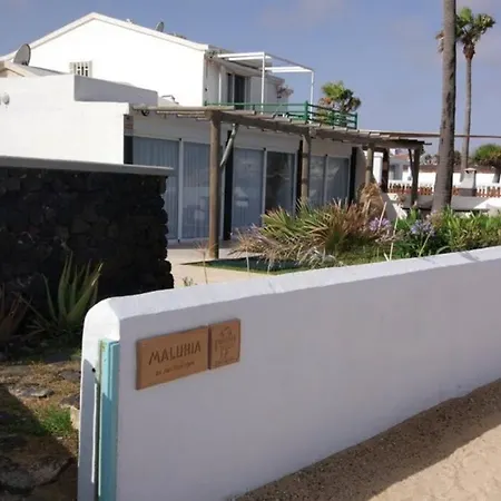 Maluhia Beachfront-exterior Jacuzzi Sea View Corralejo